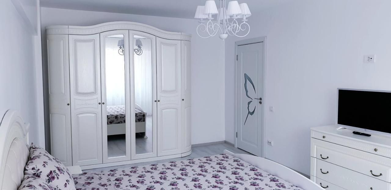 White Apartament, Braila Exterior photo
