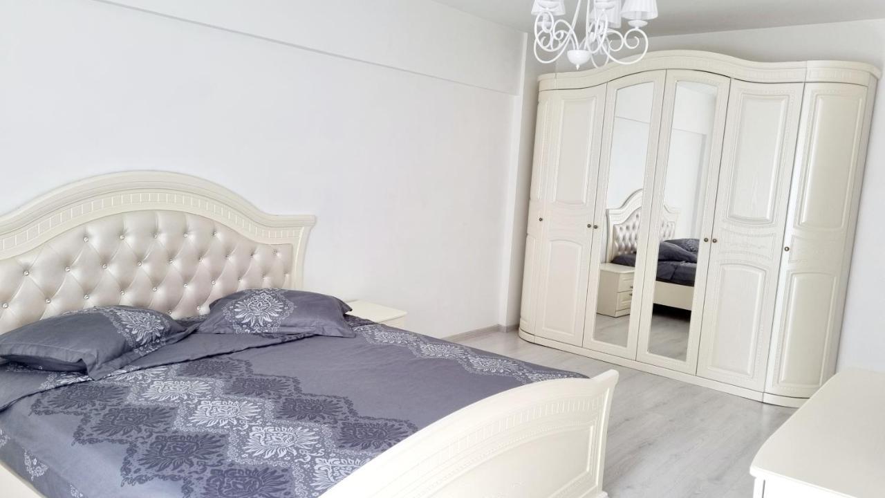 White Apartament, Braila Exterior photo